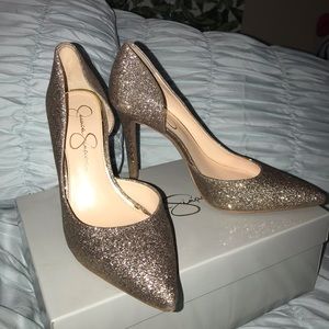 Jessica Simpson GLITTER PUMPS. 7 1/2